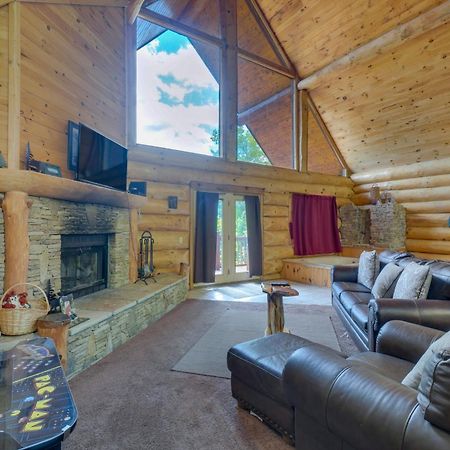 Gatlinburg Cabin With Hot Tub About 11 Miles To Downtown Buitenkant foto
