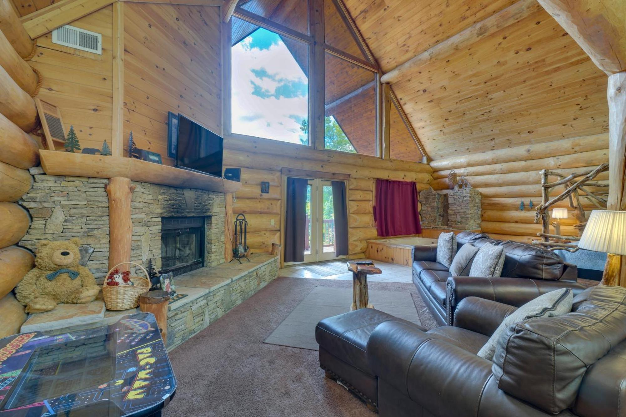 Gatlinburg Cabin With Hot Tub About 11 Miles To Downtown Buitenkant foto